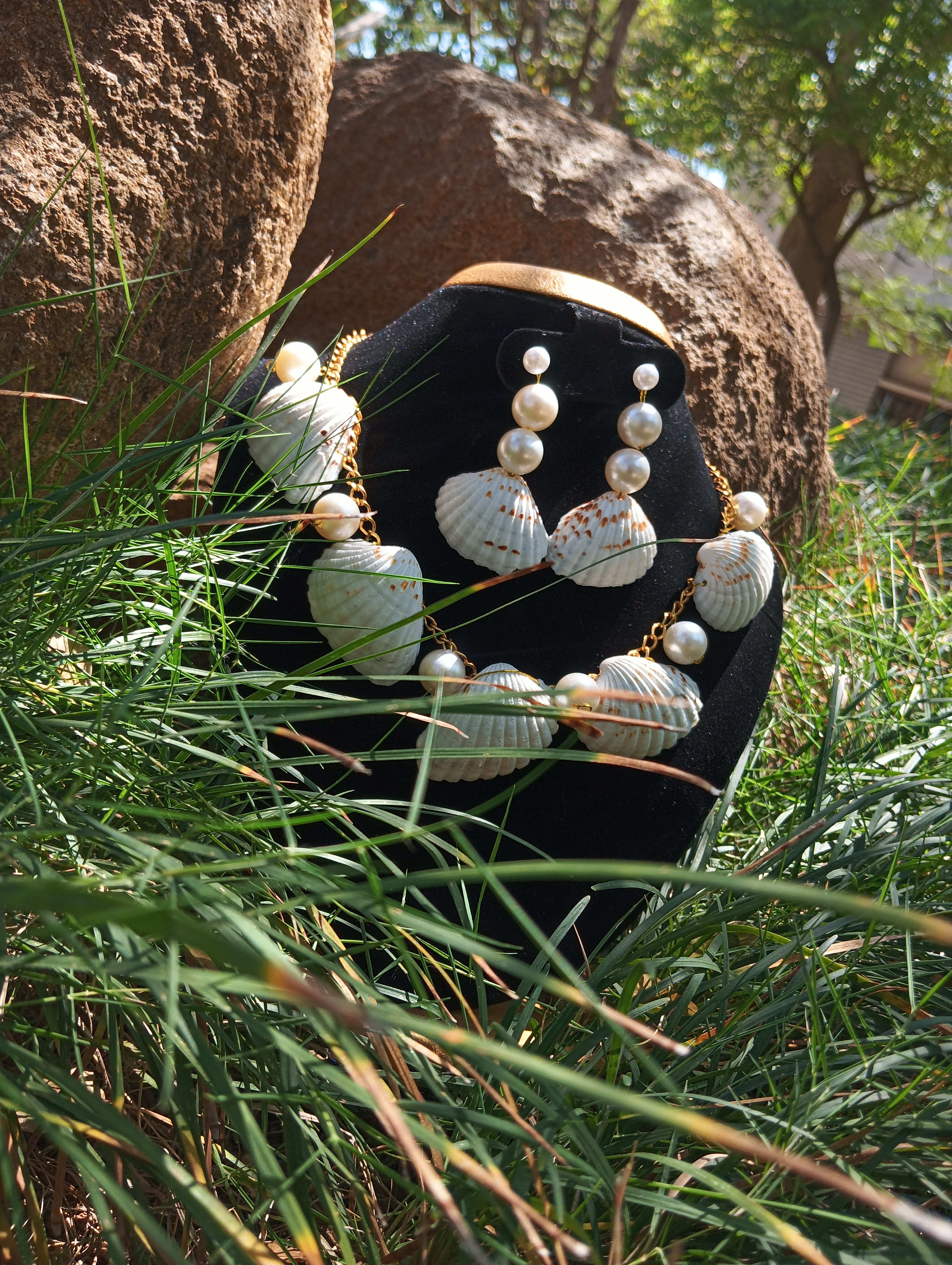 Sea shell jewellery 
